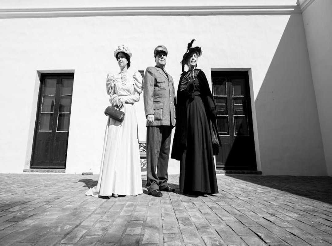 Antojos Intergalácticos: Aliens, Comida y Diversión